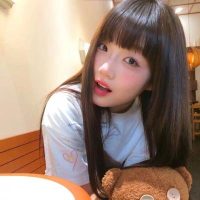 采蘑菇的夫妻